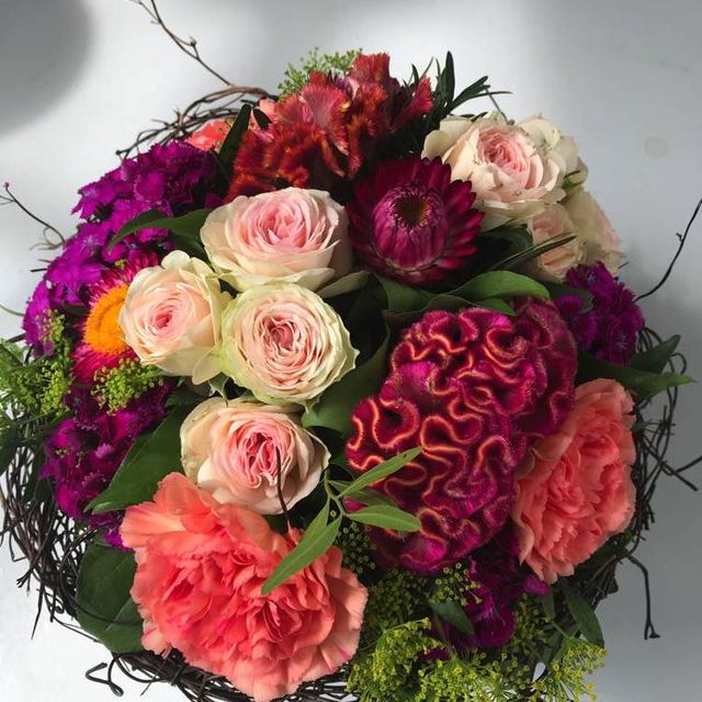 Gärtnerei Vietzen in Ulm - Blumenstrauß Lachsfarben