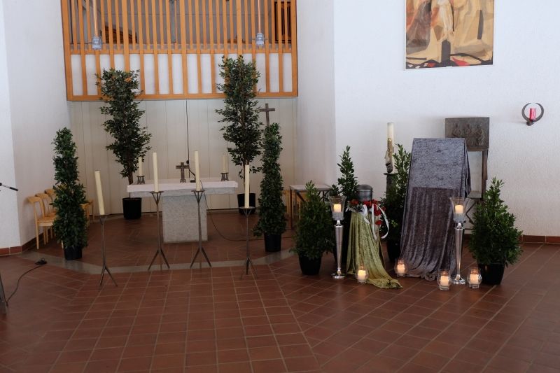Gärtnerei Vietzen in Ulm | Aussegnungshalle Beispiel 6