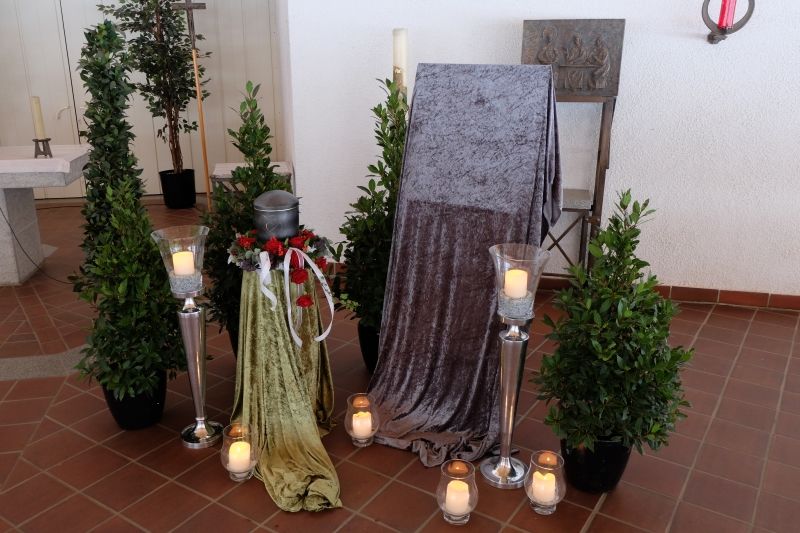 Gärtnerei Vietzen in Ulm | Aussegnungshalle Beispiel 5